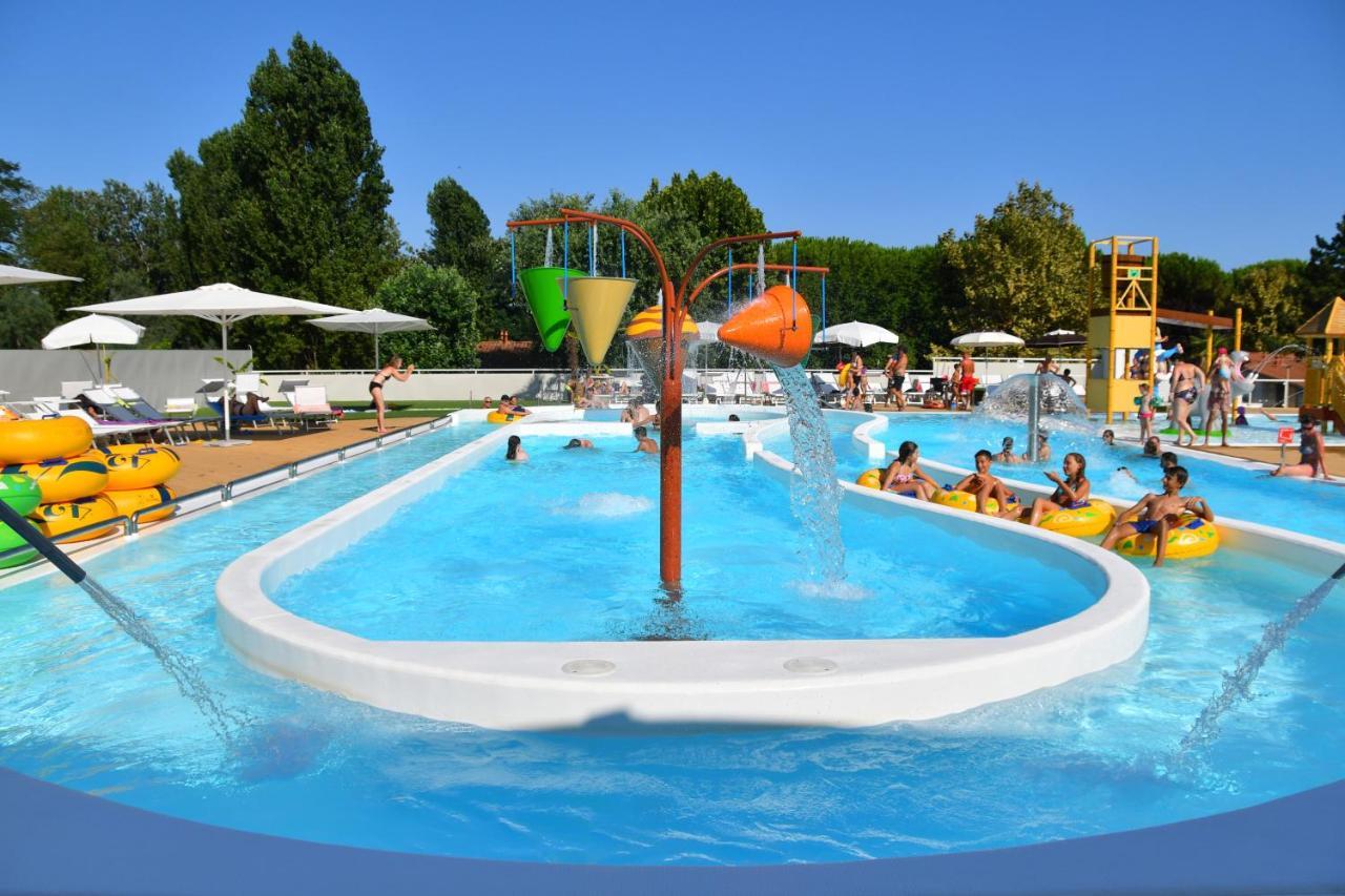 I Tre Moschettieri Camping Village Lido di Pomposa Bagian luar foto