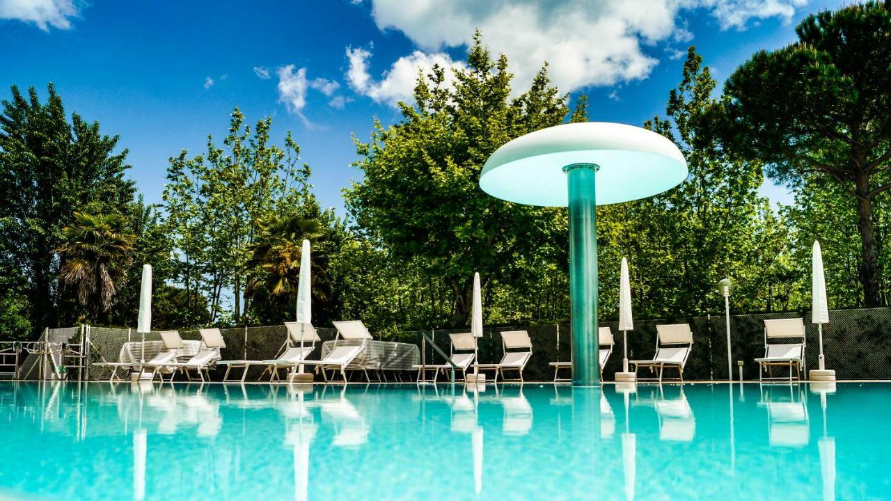 I Tre Moschettieri Camping Village Lido di Pomposa Bagian luar foto
